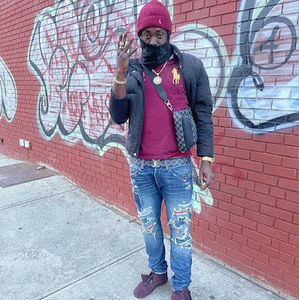 Meet your Posher, Devonte